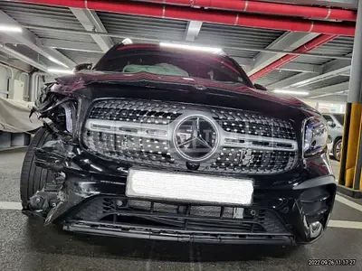 Photo 1 of 26: 2020 Mercedes-Benz GLB250 4Matic, VIN W1N4M4HB7LW061178 — Korean insurance auction