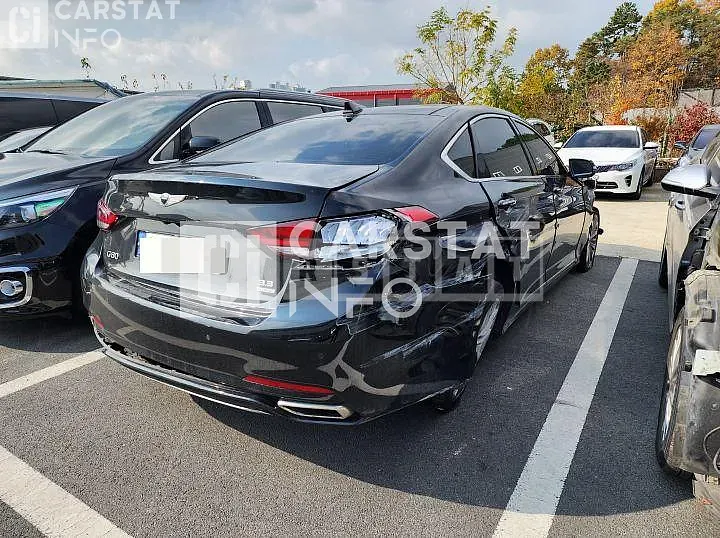 Photo 2 of 13: 2017 Genesis G80 3.3 — Korean insurance auction