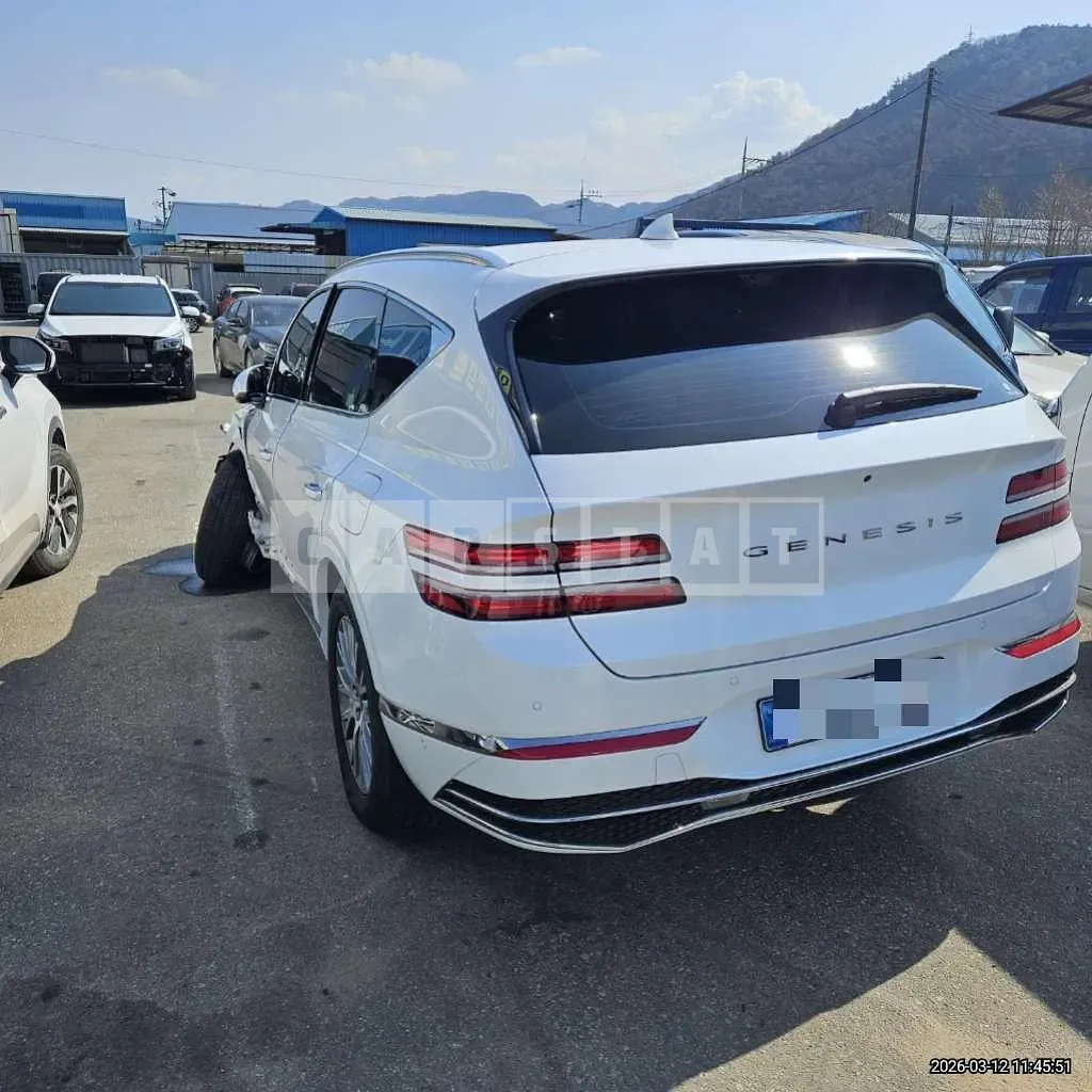 Photo 2 of 21: 2025 Genesis GV80 2.5T AWD — Korean insurance auction