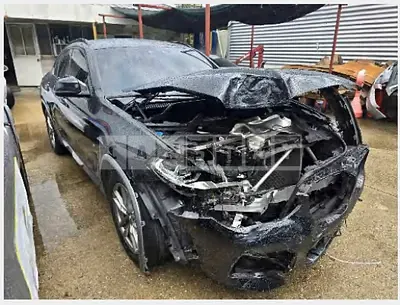 Photo 1 of 13: 2020 BMW X4 xDrive20i M Sport X — Korean insurance auction