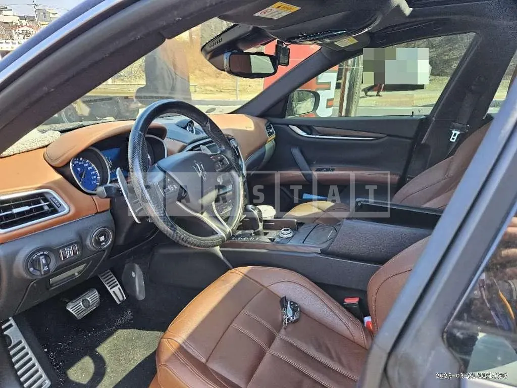 Photo 2 of 8: 2018 Maserati Ghibli Diesel — Korean insurance auction