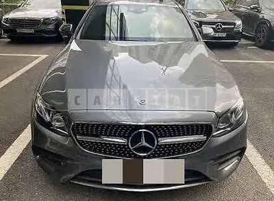 Photo 1 of 29: 2018 Mercedes-Benz E300, VIN WDDZF4JB6KA493957 — Korean insurance auction