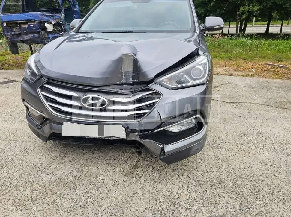 Photo 2 of 5: 2016 Hyundai Santa Fe DM 4WD — Korean insurance auction