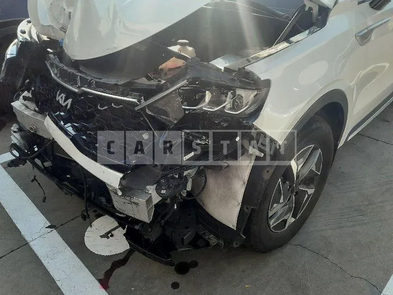 Photo 2 of 32: 2021 Kia Sorento Hybrid, VIN KNARL81GBNA082830 — Korean insurance auction