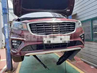 Photo 1 of 16: 2018 Kia Carnivals — Korean insurance auction
