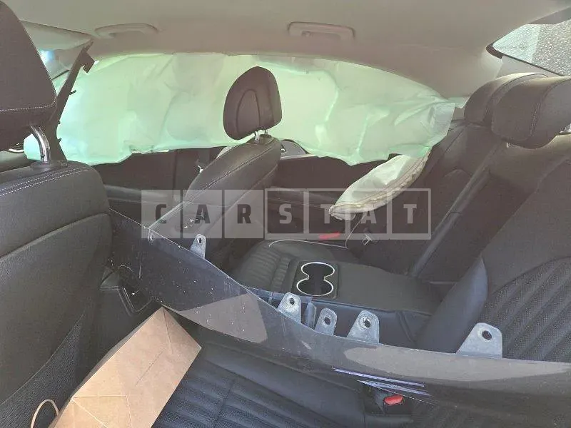 Photo 2 of 9: 2019 Genesis G70 — Korean insurance auction