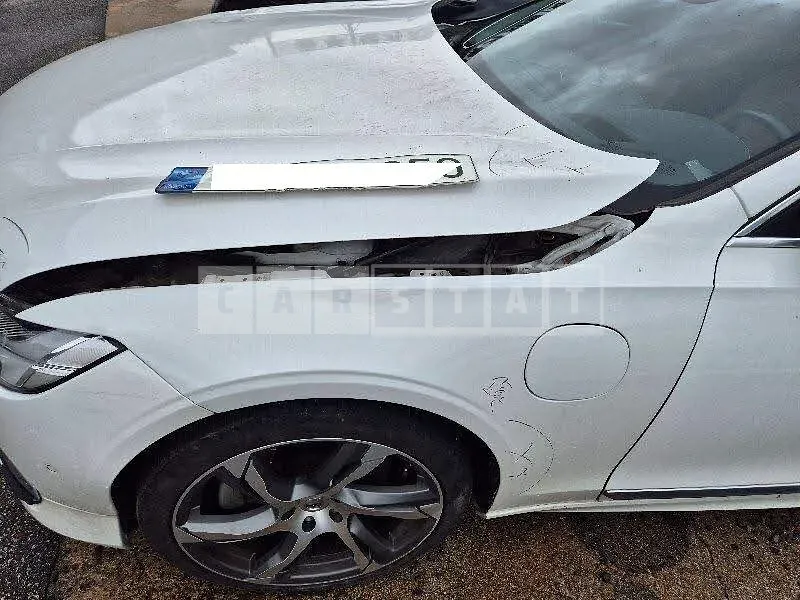 Photo 2 of 35: 2022 Volvo S90 T8, VIN LVYPTBR0DNP260020 — Korean insurance auction
