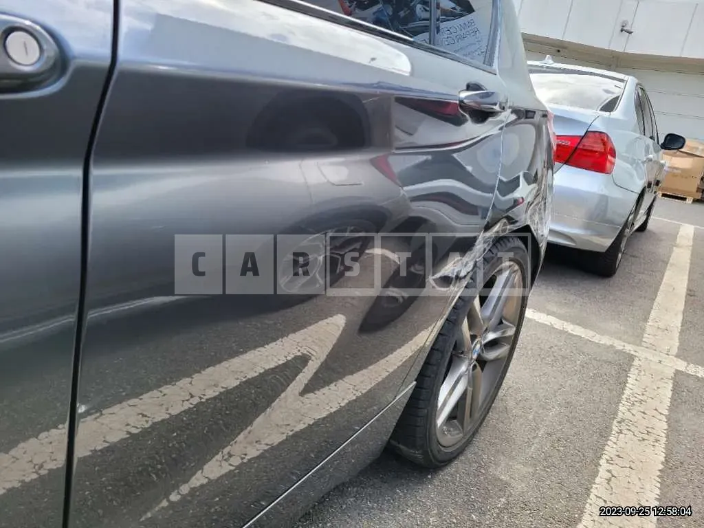 Photo 2 of 15: 2018 BMW 118d, VIN WBA1S5106J5K35059 — Korean insurance auction