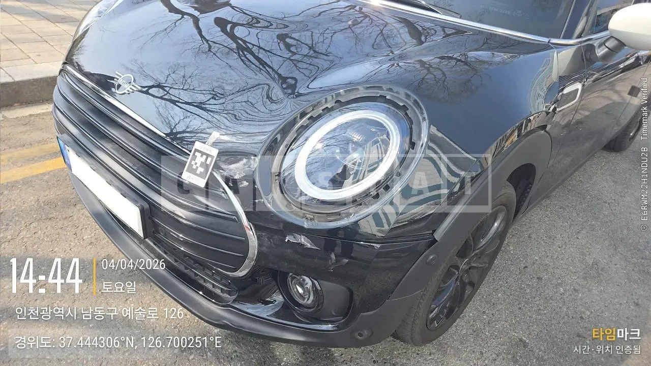 Photo 2 of 30: 2022 MINI Minnie Cooper Clubman, VIN WMWXJ3108P2S89474 — Korean insurance auction