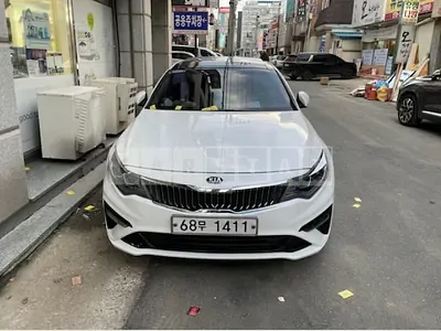 Photo 1 of 7: 2019 Kia K5, VIN KNAGX417GKA329133 — Korean insurance auction