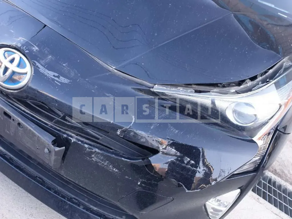 Photo 2 of 36: 2018 Toyota Prius, VIN JTDKBRFU1J3604397 — Korean insurance auction