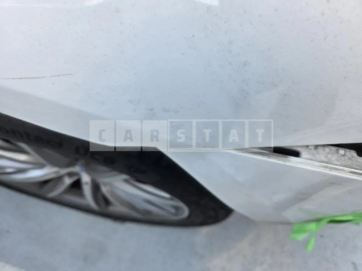 Photo 2 of 11: 2018 BMW 520i — Korean insurance auction