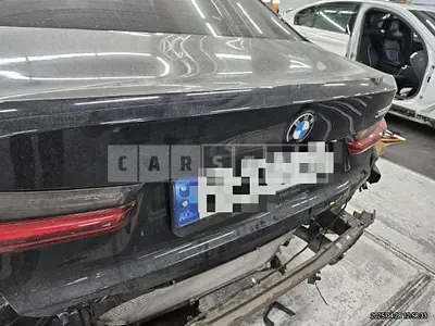 Photo 1 of 12: 2022 BMW 320i — Korean insurance auction