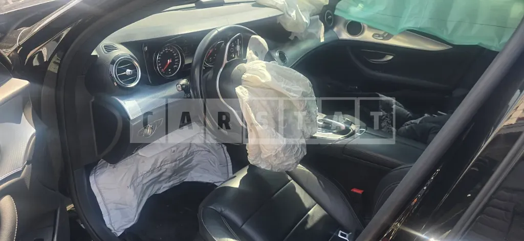 Photo 2 of 8: 2020 Mercedes-Benz E 250 — Korean insurance auction