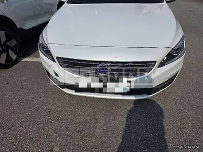 Photo 1 of 13: 2018 Volvo S60D3 — Korean insurance auction