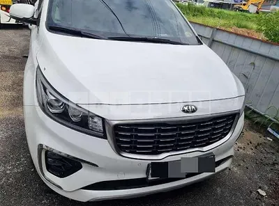 Photo 1 of 12: 2019 Kia Carnival 9 -Seater — Korean insurance auction