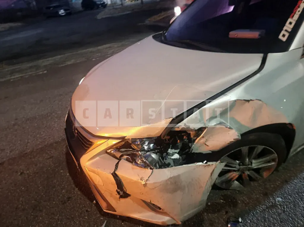 Photo 2 of 9: 2015 Lexus CT200h — Korean insurance auction
