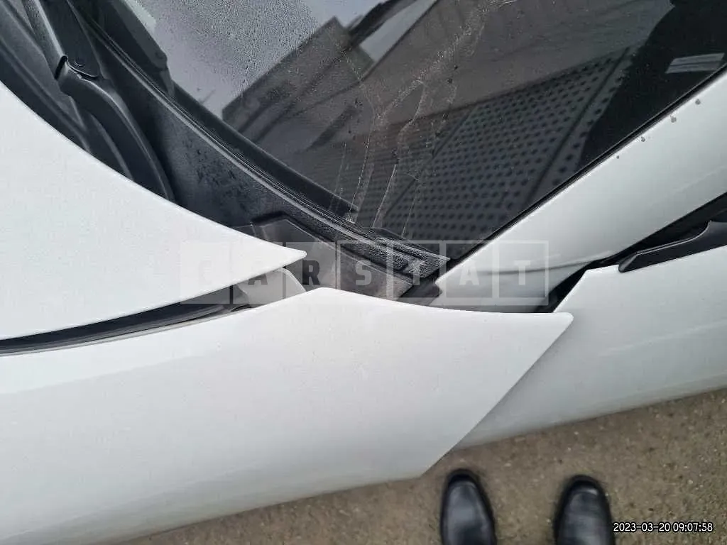 Photo 2 of 46: 2019 Porsche 718 Cayman, VIN WP0AA2983KS261684 — Korean insurance auction