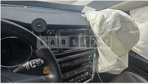 Photo 2 of 24: 2019 Kia Carnivals — Korean insurance auction