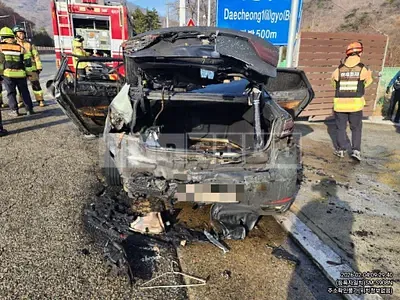 Photo 1 of 12: 2016 Kia K7 — Korean insurance auction