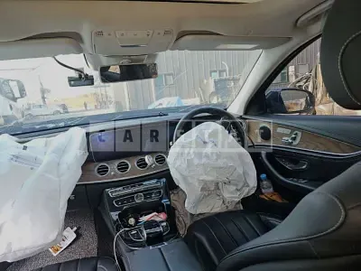 Photo 1 of 9: 2017 Mercedes-Benz E300 4Matic, VIN WDDZF4KB8HA144810 — Korean insurance auction