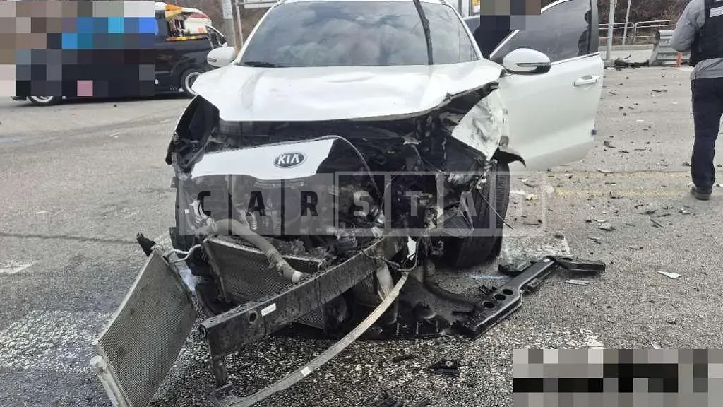 Photo 2 of 8: 2018 Kia Sportage — Korean insurance auction