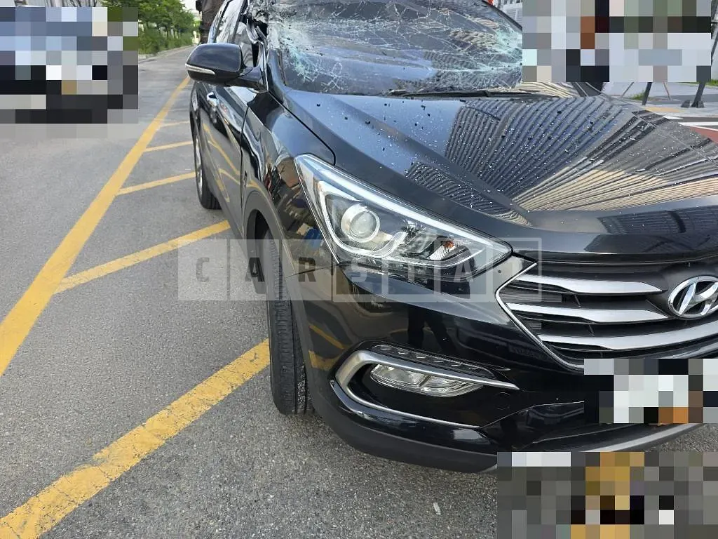 Photo 2 of 44: 2016 Hyundai Santa Fe DM — Korean insurance auction