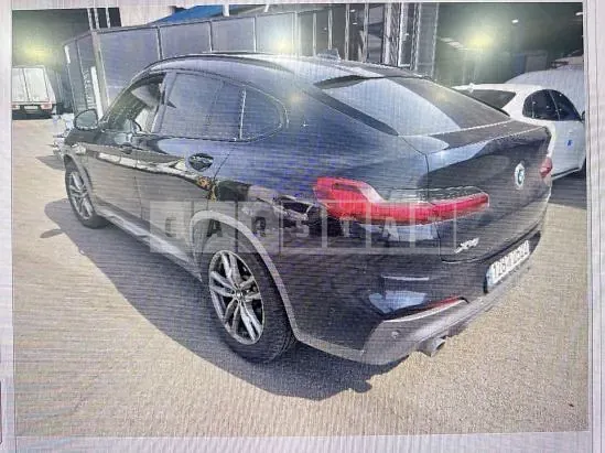 Photo 2 of 31: 2021 BMW X4 xDrive20i, VIN WBA2V9104M9H54775 — Korean insurance auction
