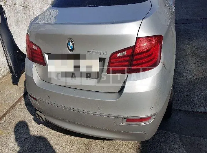 Photo 2 of 15: 2016 BMW 520d, VIN WBA5E5100GG210017 — Korean insurance auction