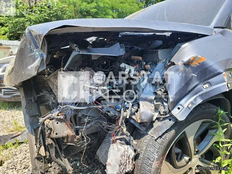 Photo 2 of 31: 2016 Hyundai Tucson, VIN KMHJ381ADHU258386 — Korean insurance auction