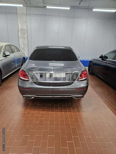 Photo 1 of 27: 2019 Mercedes-Benz E 300 — Korean insurance auction