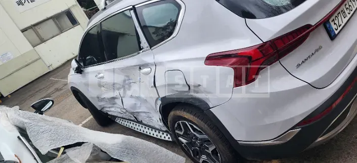 Photo 2 of 7: 2022 Hyundai Santa Fe, VIN KMHS3811BNU044985 — Korean insurance auction