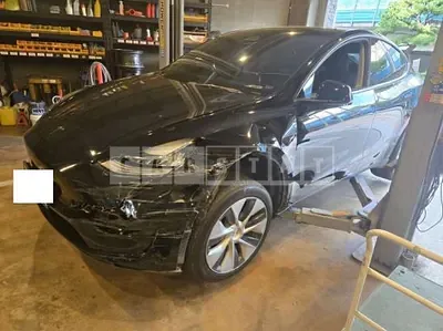 Photo 1 of 6: 2022 Tesla Model Y LongRange — Korean insurance auction