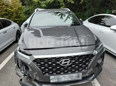 Photo 1 of 8: 2020 Hyundai Santa Fe 2.0 — Korean insurance auction