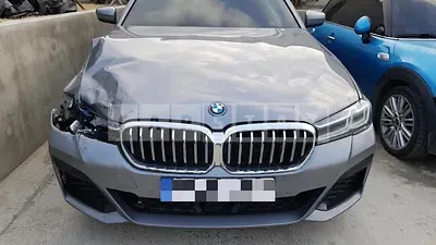 Photo 1 of 31: 2022 BMW 530e, VIN WBA51AG02PCL44840 — Korean insurance auction