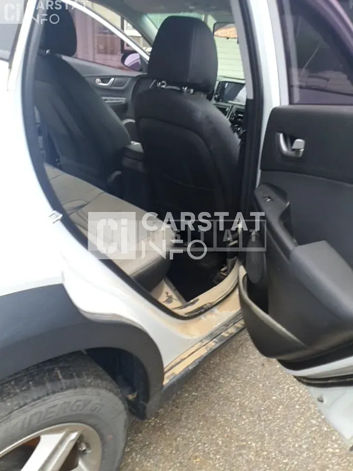 Photo 2 of 16: 2017 Hyundai Simkona 1.6 — Korean insurance auction