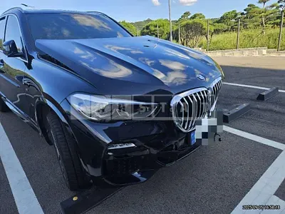 Photo 1 of 52: 2021 BMW X5 xDrive30d — Korean insurance auction