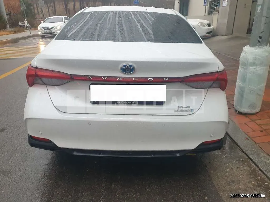 Photo 2 of 5: 2019 Toyota Avalon, VIN 4T1B21FB0KU011380 — Korean insurance auction