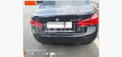 Photo 1 of 20: 2017 BMW 320d — Korean insurance auction