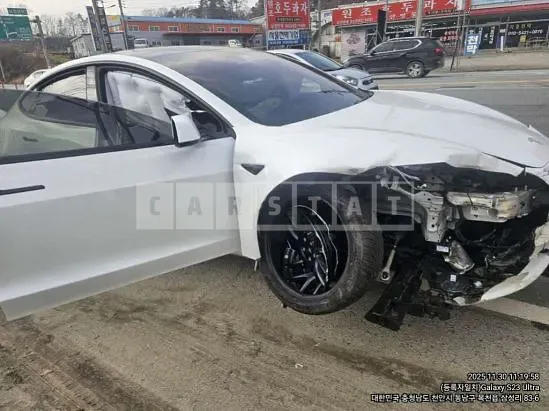Photo 2 of 4: 2024 Tesla Model 3 LongRange — Korean insurance auction