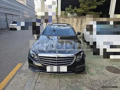 Photo 1 of 58: 2019 Mercedes-Benz E300 — Korean insurance auction