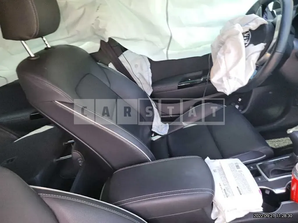 Photo 2 of 22: 2020 Kia Sportage, VIN KNAPR813BLK823348 — Korean insurance auction