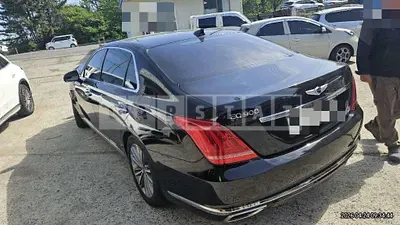 Photo 1 of 10: 2016 Genesis EQ900 — Korean insurance auction