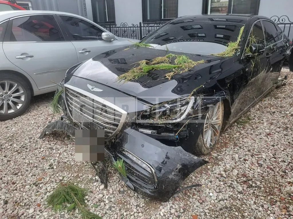 Photo 2 of 6: 2019 Genesis G80 3.3 — Korean insurance auction