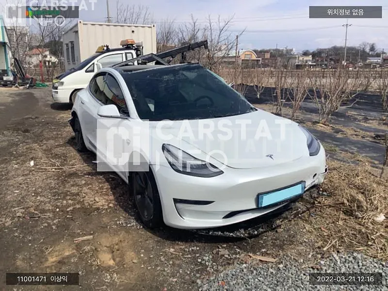 Photo 2 of 16: 2020 Tesla Model 3 Long Range, VIN 5YJ3E1EB9LF695079 — Korean insurance auction