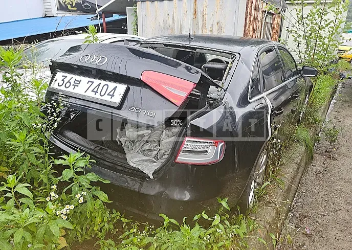 Photo 2 of 24: 2016 Audi A4 30 TDI — Korean insurance auction