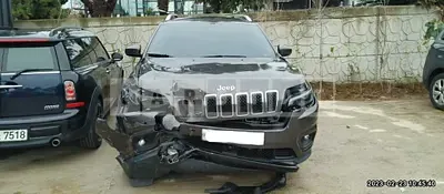 Photo 1 of 19: 2019 Jeep Zip Cherokee 2.4, VIN 1C4PJMCB0KD125219 — Korean insurance auction