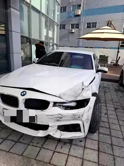 Photo 1 of 45: 2018 BMW 430i Convertible — Korean insurance auction