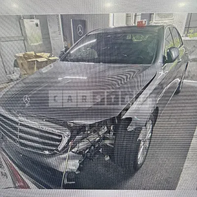 Photo 1 of 20: 2018 Mercedes-Benz E300 — Korean insurance auction
