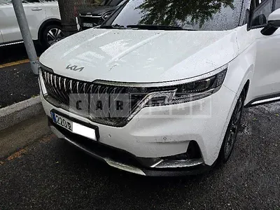Photo 1 of 26: 2023 Kia Carnival, VIN KNANE81BBPS373690 — Korean insurance auction